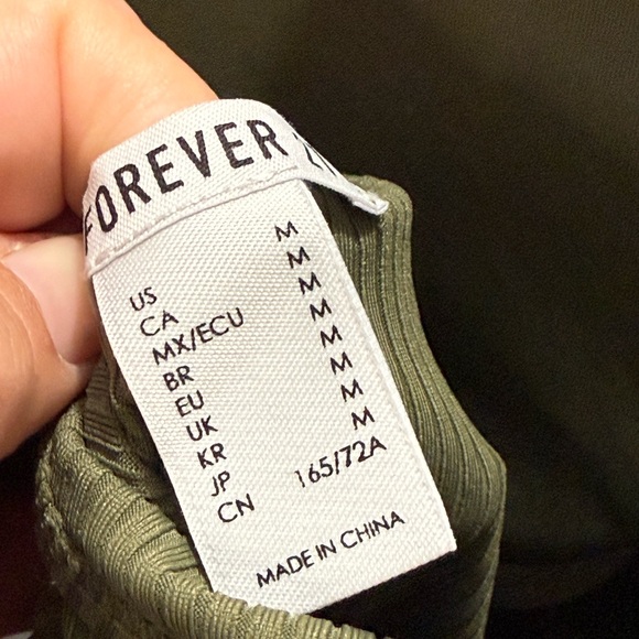 Forever 21 Olive Green Ribbed Long Sleeve Outfit - Picture 7 of 7